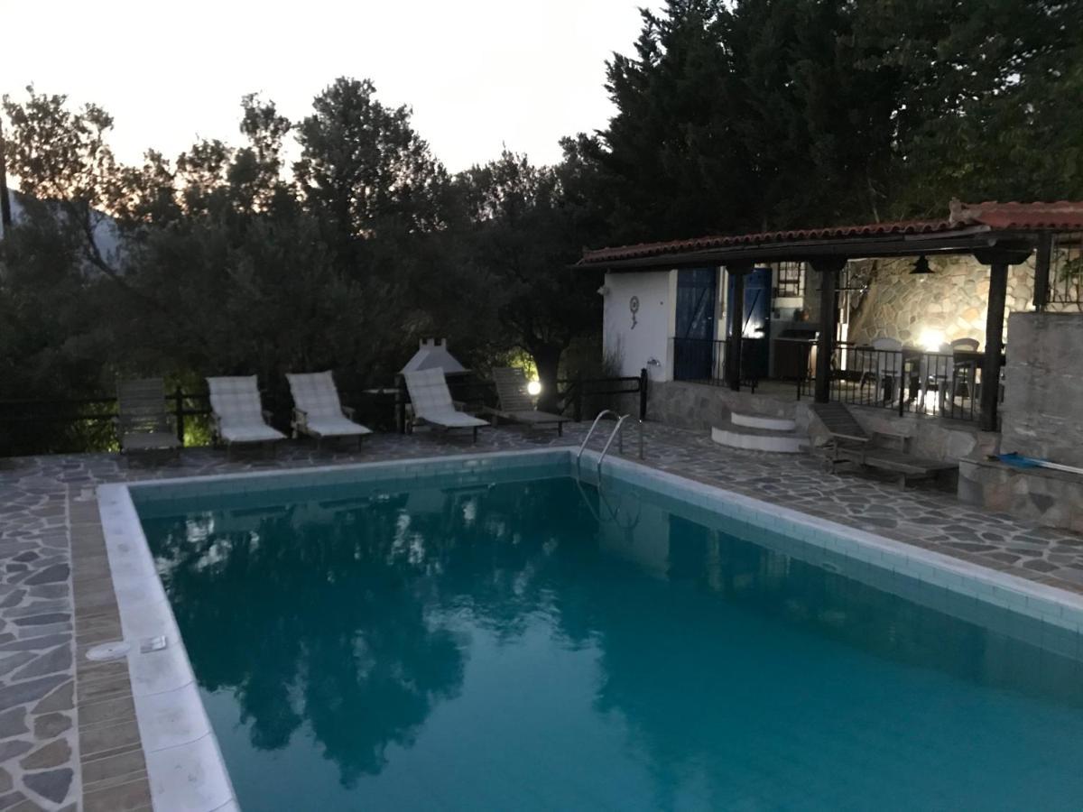 Villa Maroudia Кими Экстерьер фото