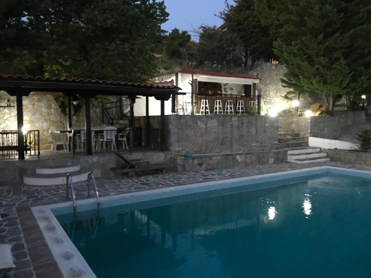 Villa Maroudia Кими Экстерьер фото