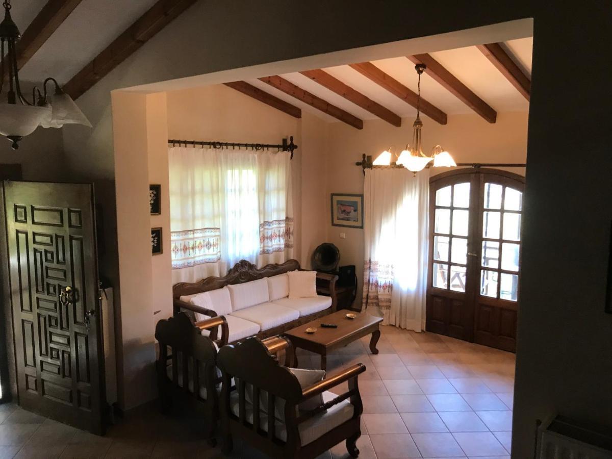 Villa Maroudia Кими Экстерьер фото